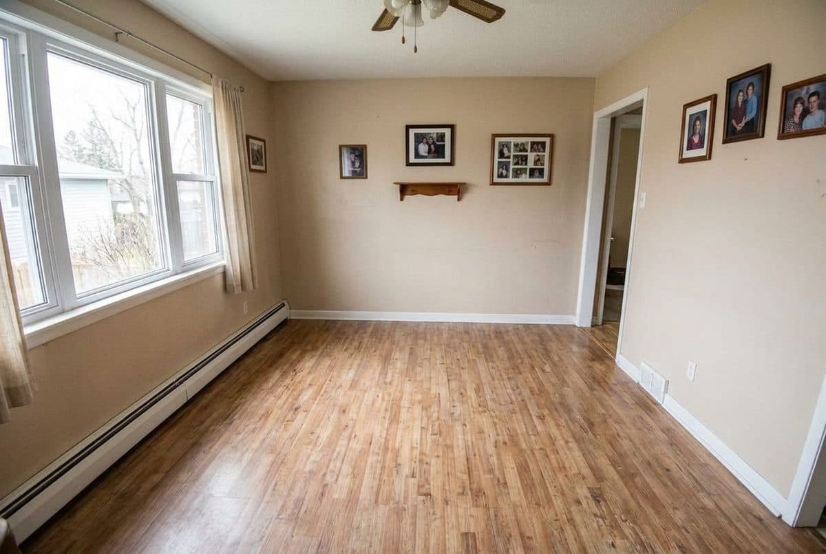 room after removing the furniture