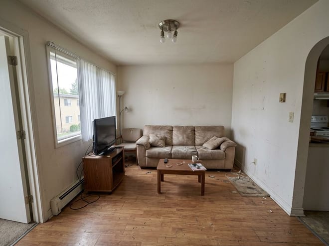 Living room before AI redesign